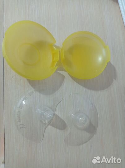 Накладки на грудь medela