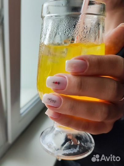 Маникюр,педикюр