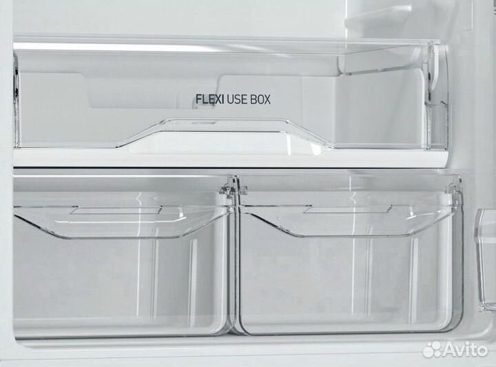 Холодильник Indesit DS4200 W Low Frost 339л