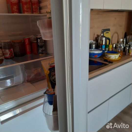 Холодильник бу indesit