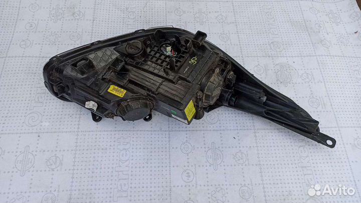 Фара ксенон левая Kia ceed 2