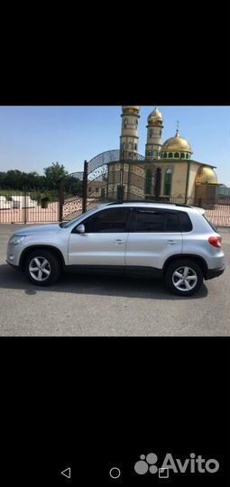 Volkswagen Tiguan, 2010