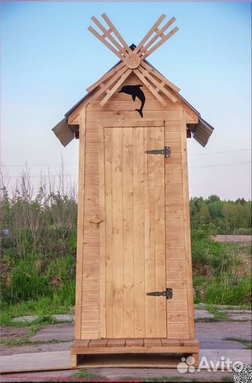 Дачный туалет деревянный