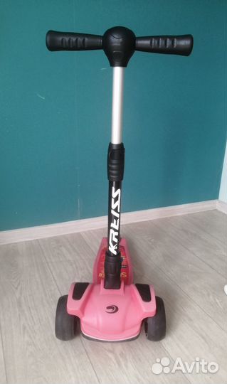Самокат детский трехколесный