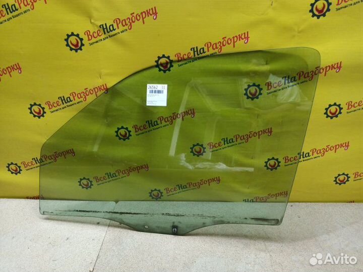 Стекло боковое переднее левое Ford Maverick 3.0