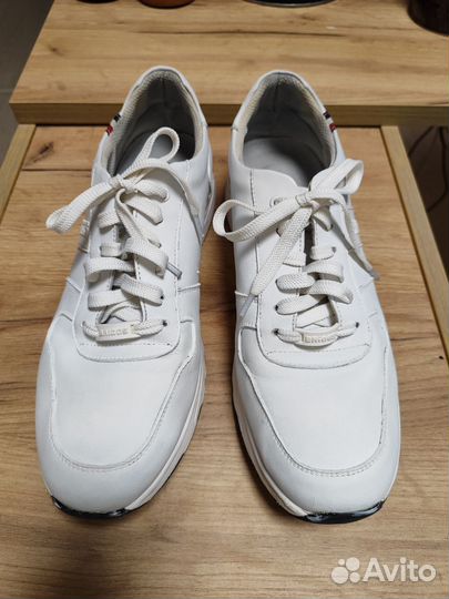 Кроссовки мужские 45 размера