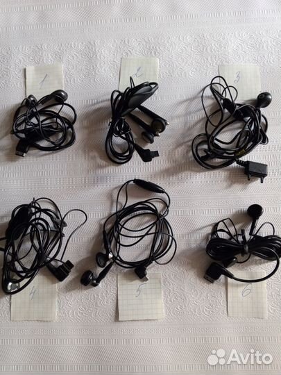 Наушники для разных телефонов