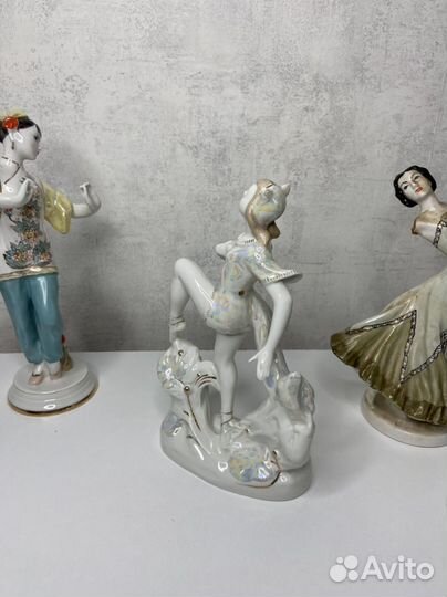 Статуэтка женщина кошка