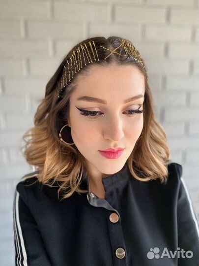 Визажист бровист