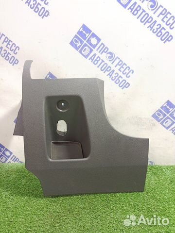 Накладка торпедо левая Ford Focus 2 хэтчбек 1.8