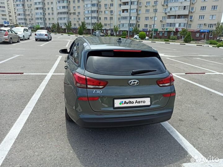 Hyundai i30 1.5 AT, 2022, 18 000 км