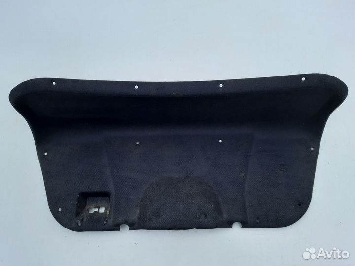 Обшивка крышки багажника Ford Focus 2