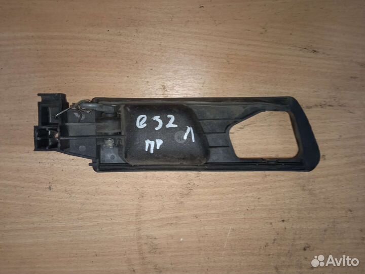 Ручка двери внутренняя передняя левая BMW 7 E32