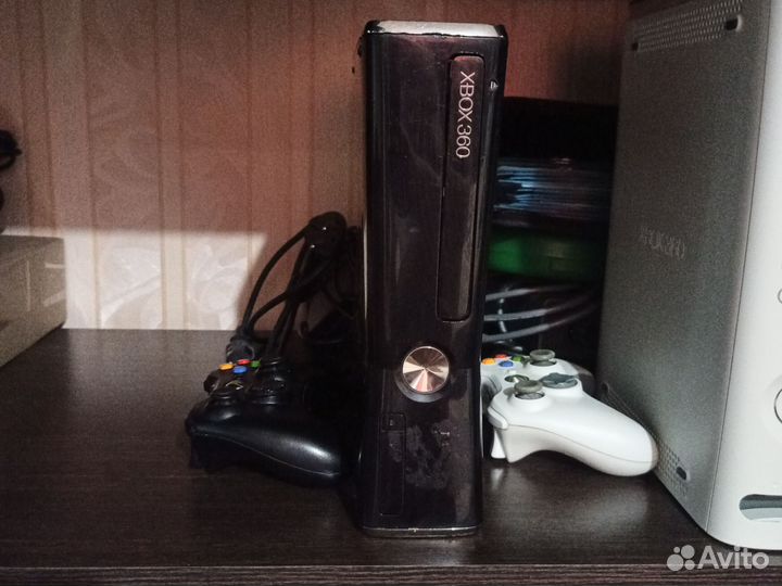 Xbox 360 Аurora + куча игр 250Gb