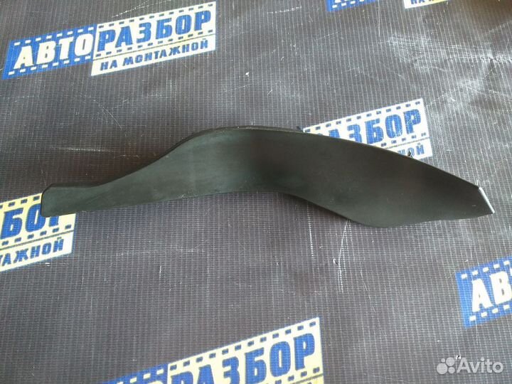 Накладка петли капота левая Пежо 308