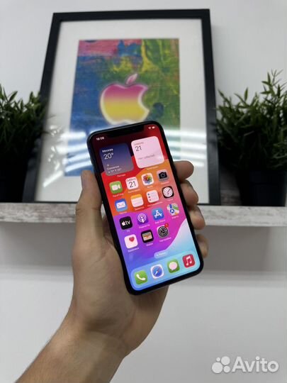 iPhone 11 Pro, 64 ГБ