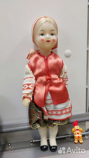 Кукла в народном костюме Белорусской С С Р
