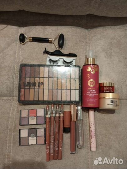 Набор косметики пакетом