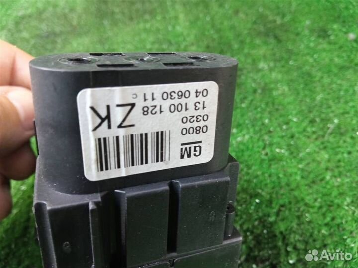 Переключатель света фар Opel Astra H (2004-2014)