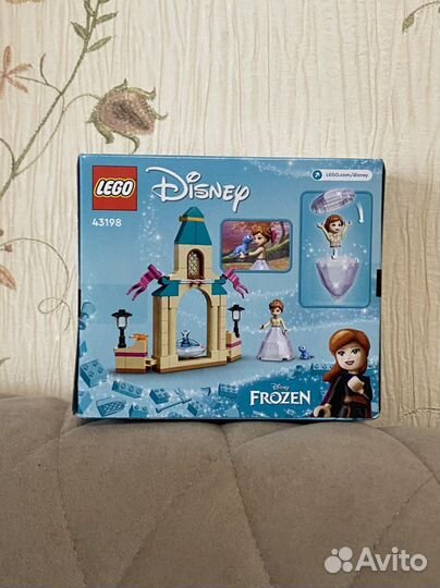 Новый Двор замка Анны» lego Disney