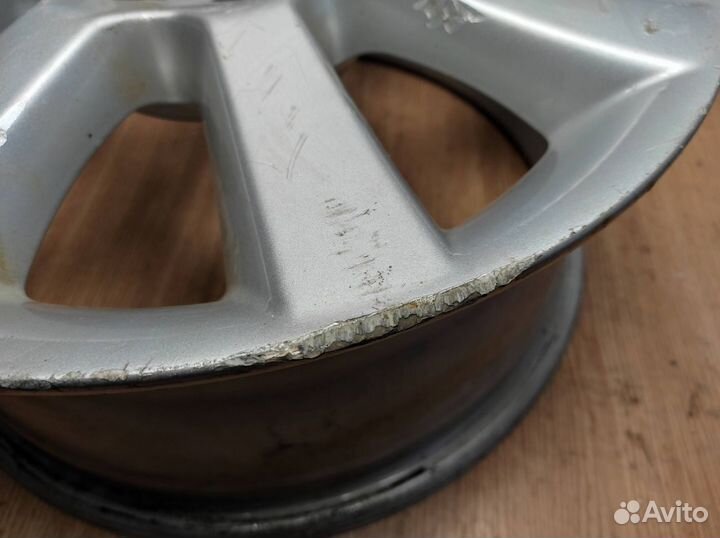 Диск колесный легкосплавный Toyota Avensis II 20