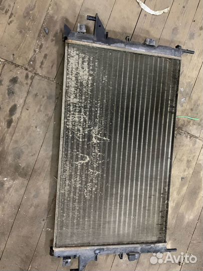 Радиатор Laguna 2 2006 1.6