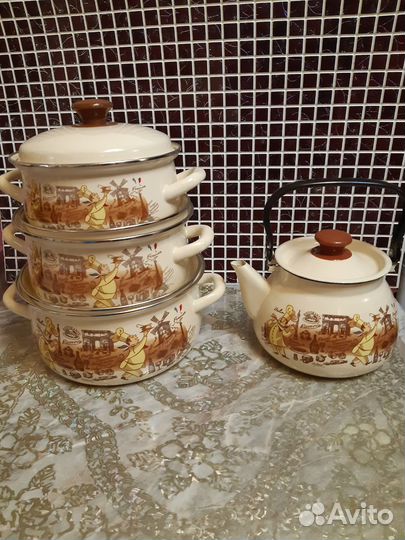 Набор кастрюль новый