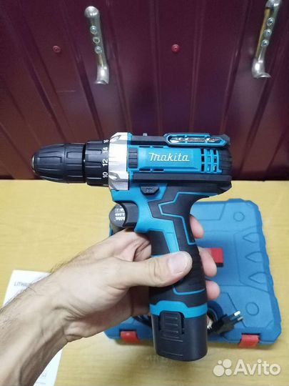 Шуруповерт Makita 18v