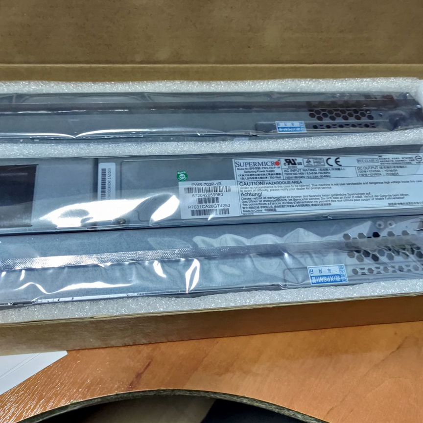[PWS-703P-1R] Блок Питания Supermicro Pws-703p-1r