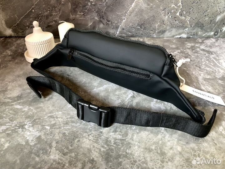 Мужская сумка поясная essentials черная новая