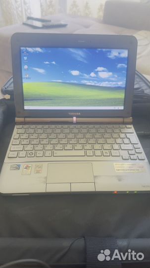 Ноутбук toshiba NB200-10Z