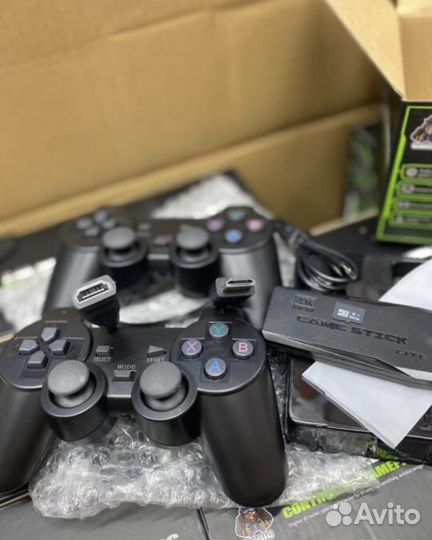 Игровая приставка Game stick 64gb