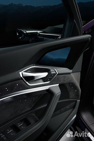 Audi E-trone Звездное небо