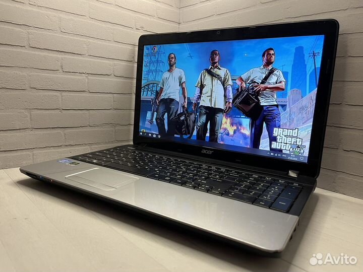 Игровой ноутбук Acer Core i3/2видеокарты/GTA5