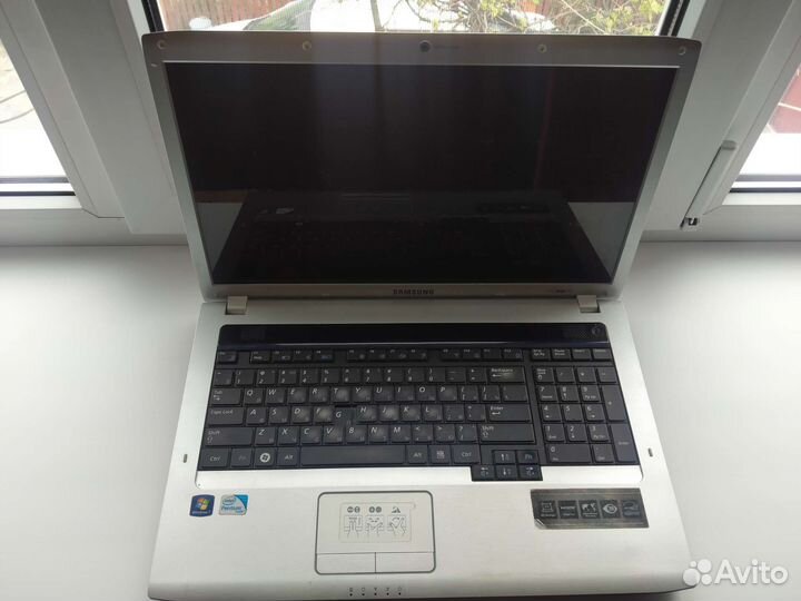 Ноутбук samsung r730