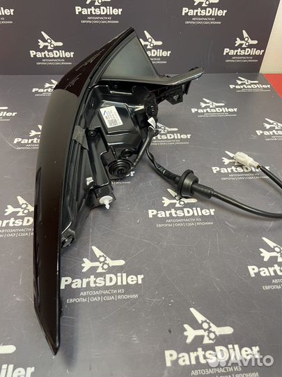 Фонарь задний правый DFR551150C Mazda Cx-30