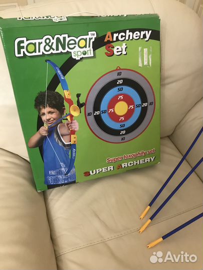 Детский лук со стрелами