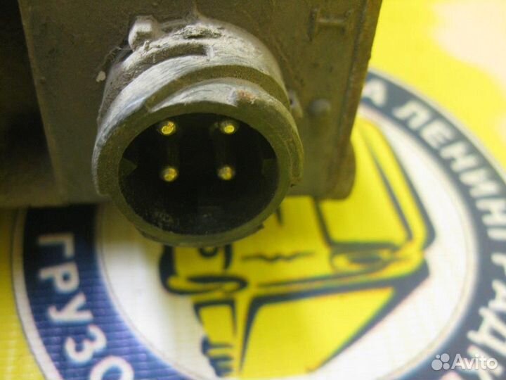 Кран управления подвеской 0003276725 MAN, F 2000