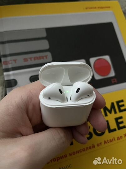 Apple AirPods 2