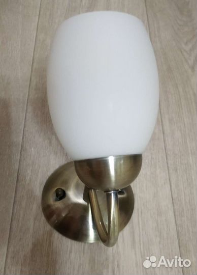 Светильник настенный