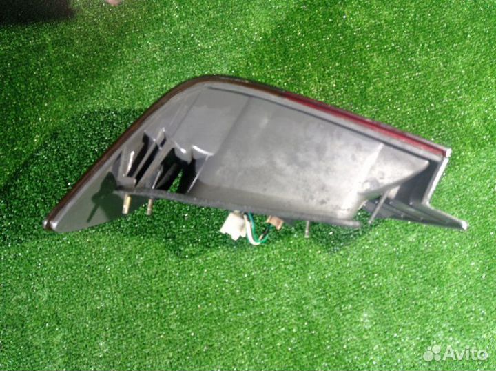 Фонарь задний левый Toyota Camry MCV20 5SFE 2200CC