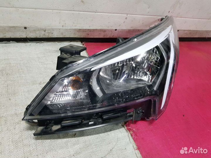 RIO 4 Фара Левая Галоген