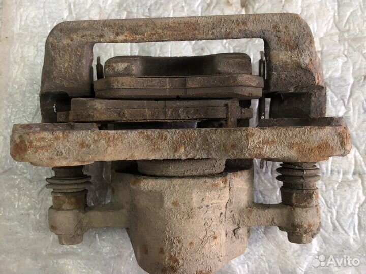 Суппорт тормозной задний Hyundai Sonata 5 EF тагаз