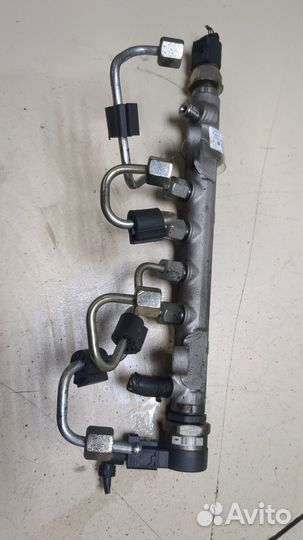 Рампа топливная Volkswagen Passat 6, 2009