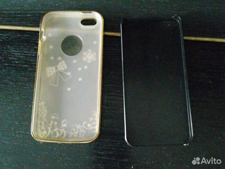 Чехлы на телефон