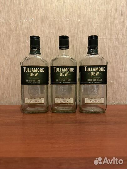 Пустые бутылки Tullamore Dew