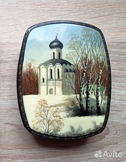 Шкатулка деревянная