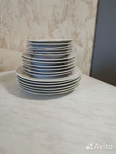 Тарелки плоские Дулево 1991г