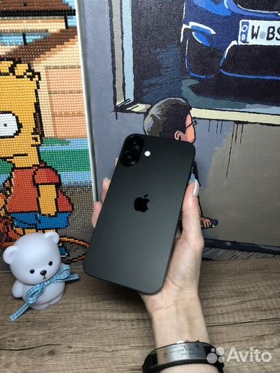 iPhone xR в корпусе 16