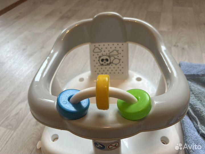 Стульчик для купания с полотенцем